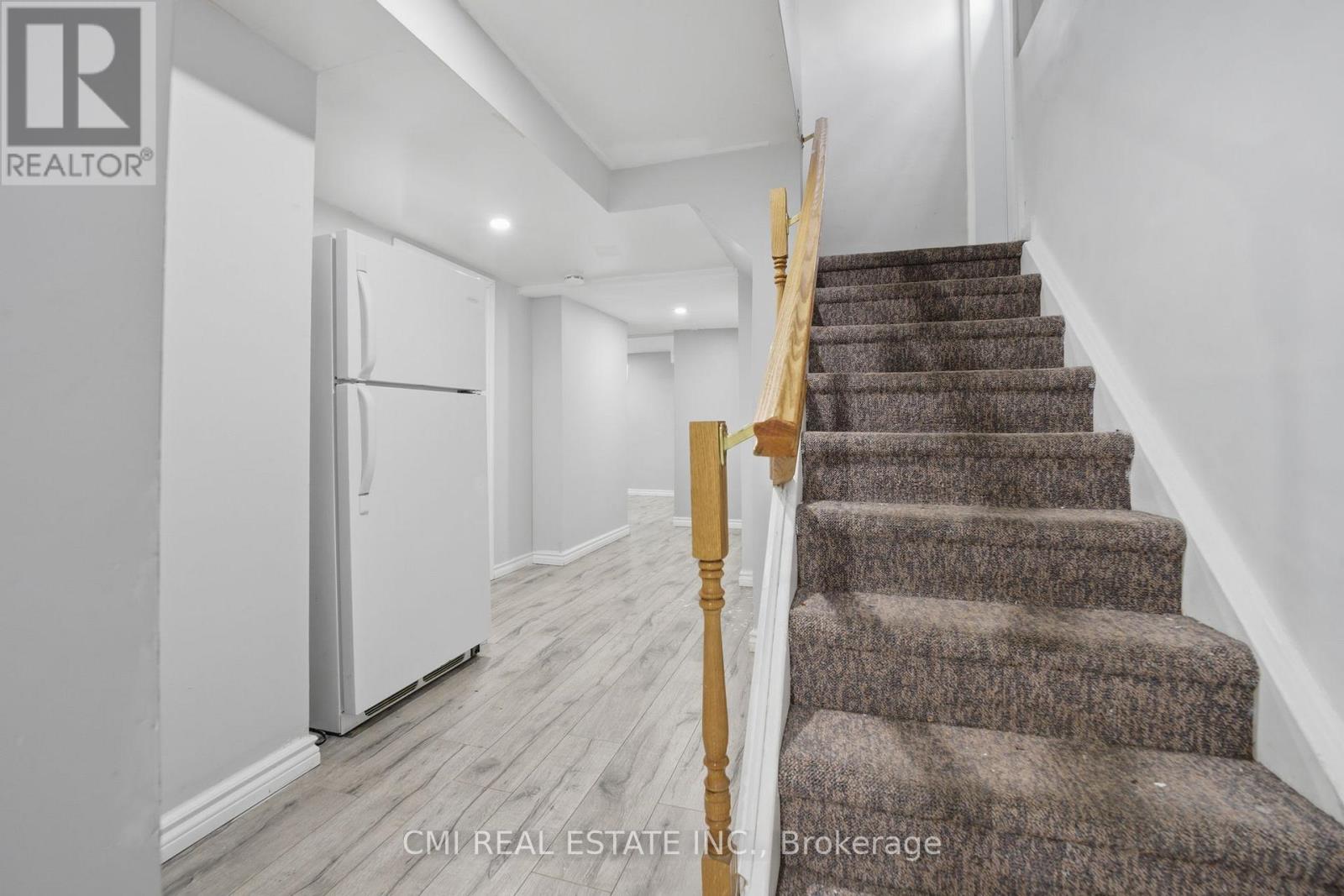 40 Glen Hollow Avenue, Toronto, Ontario  M9W 6C6 - Photo 29 - W12928308