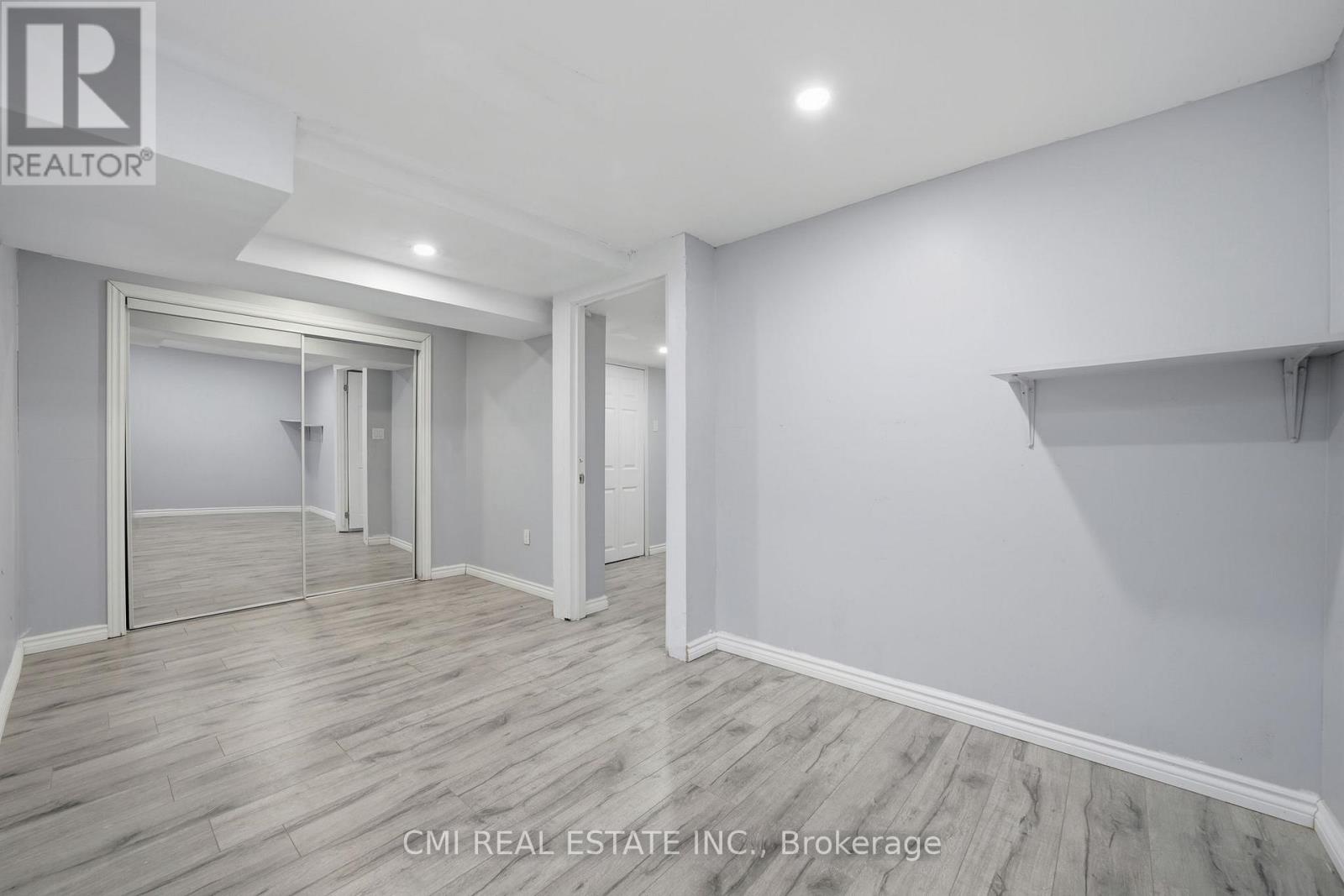 40 Glen Hollow Avenue, Toronto, Ontario  M9W 6C6 - Photo 32 - W12928308