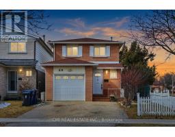 40 GLEN HOLLOW AVENUE, Toronto, Ontario