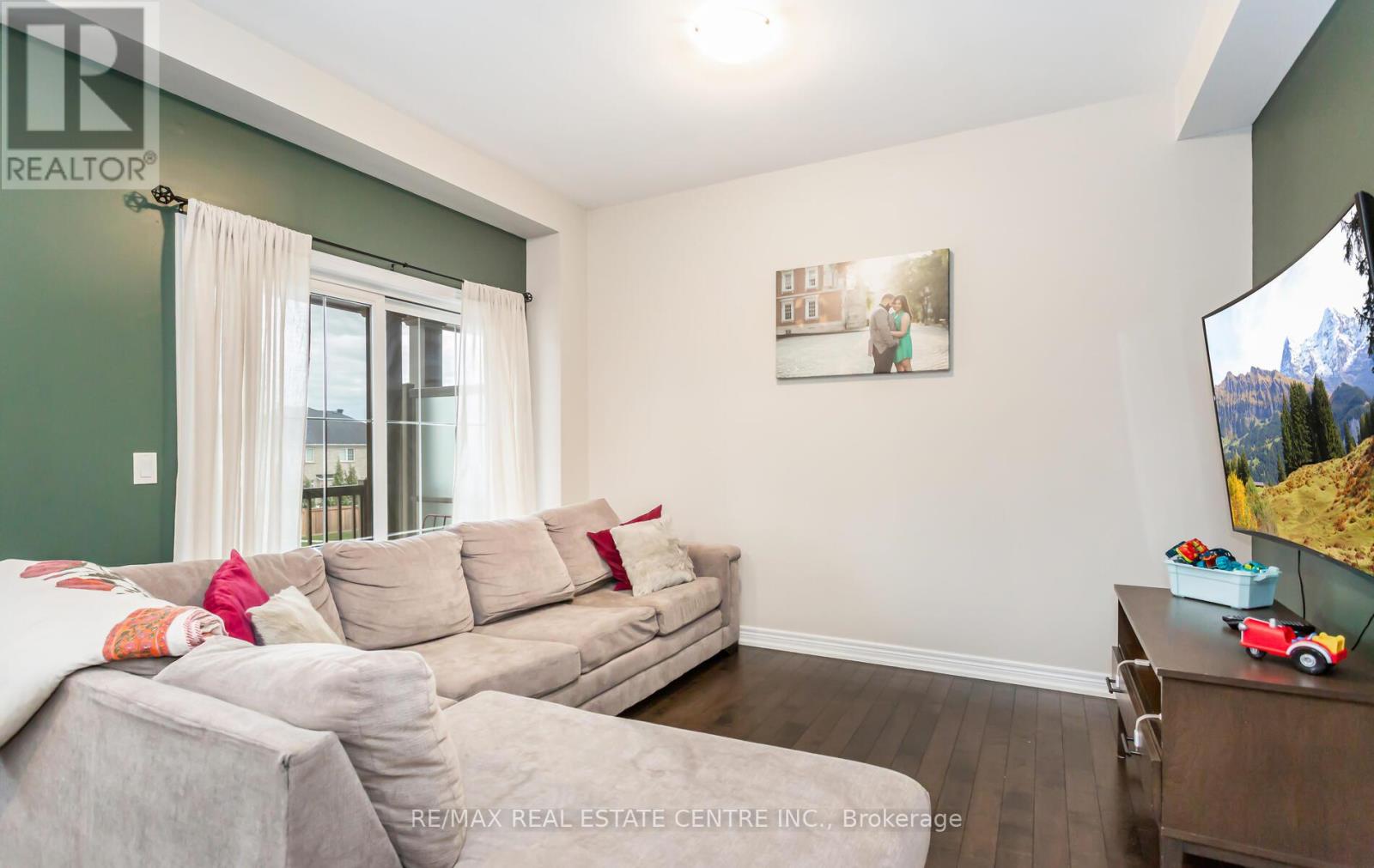 2319 Natasha Circle, Oakville, Ontario  L6M 0K9 - Photo 12 - W12928332