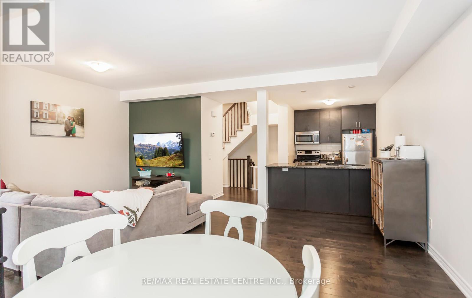 2319 Natasha Circle, Oakville, Ontario  L6M 0K9 - Photo 16 - W12928332