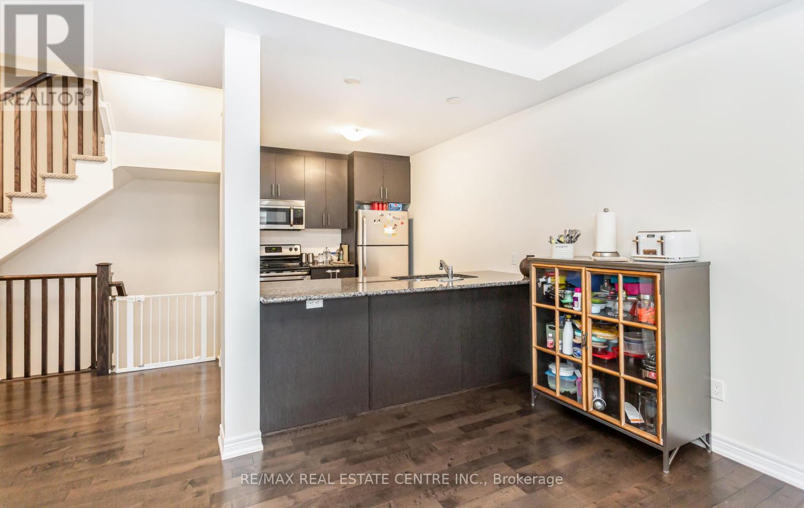 2319 Natasha Circle, Oakville, Ontario  L6M 0K9 - Photo 18 - W12928332