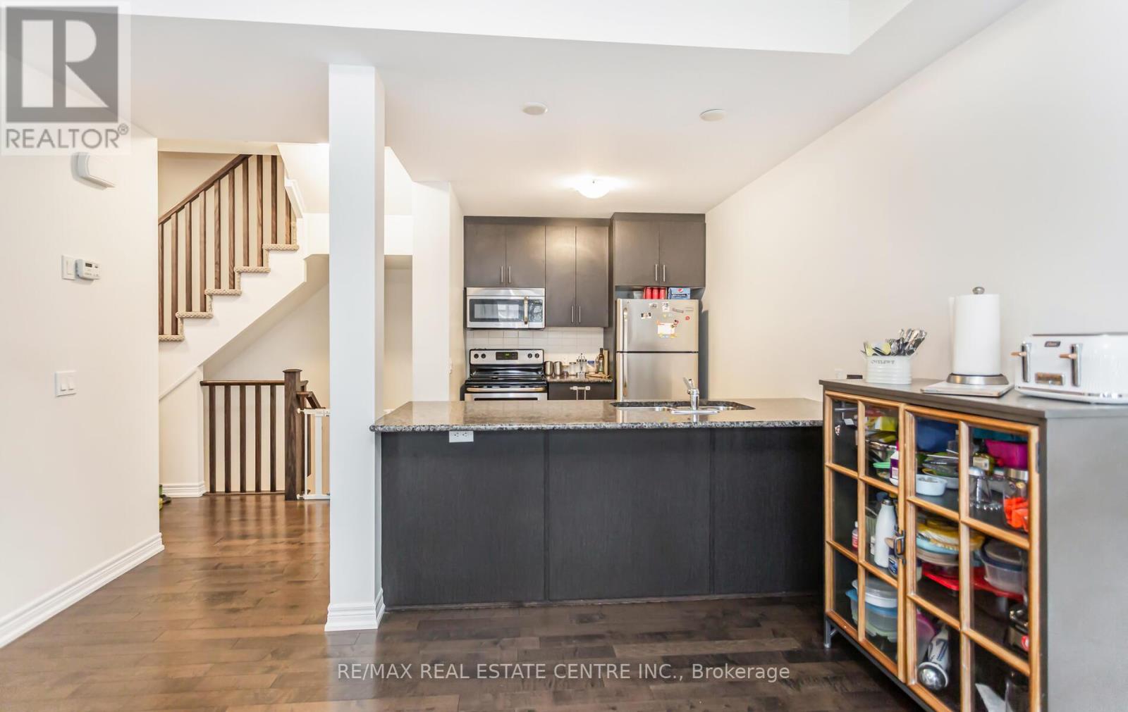 2319 Natasha Circle, Oakville, Ontario  L6M 0K9 - Photo 19 - W12928332