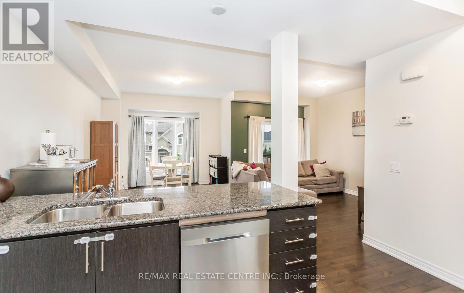 2319 Natasha Circle, Oakville, Ontario  L6M 0K9 - Photo 23 - W12928332