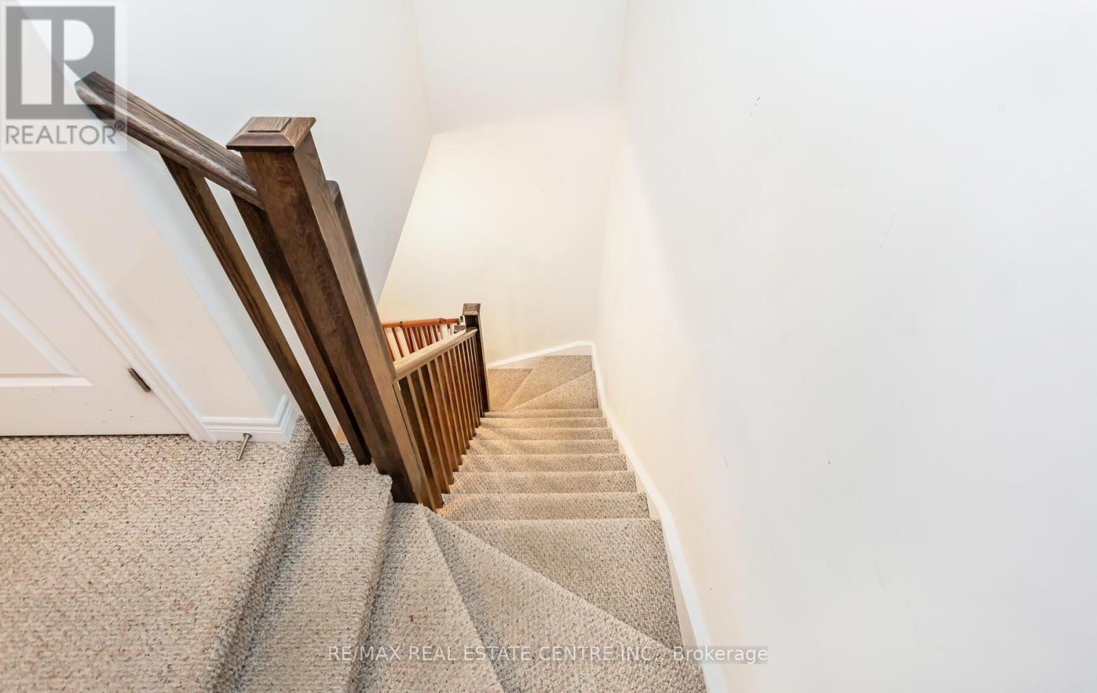 2319 Natasha Circle, Oakville, Ontario  L6M 0K9 - Photo 27 - W12928332