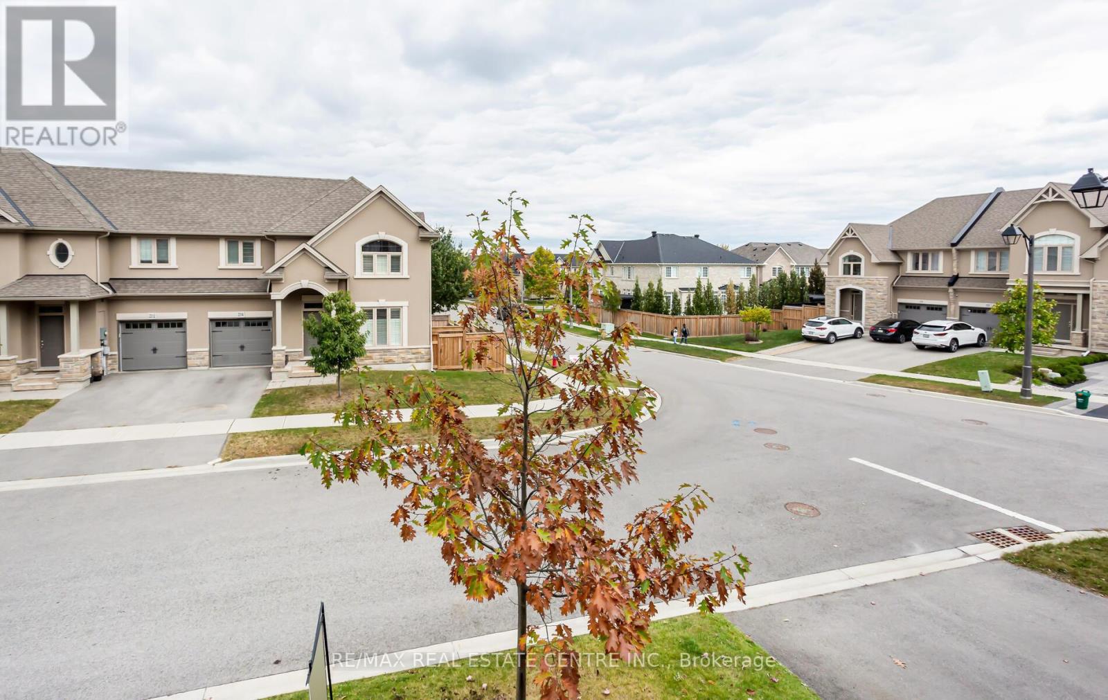 2319 Natasha Circle, Oakville, Ontario  L6M 0K9 - Photo 44 - W12928332