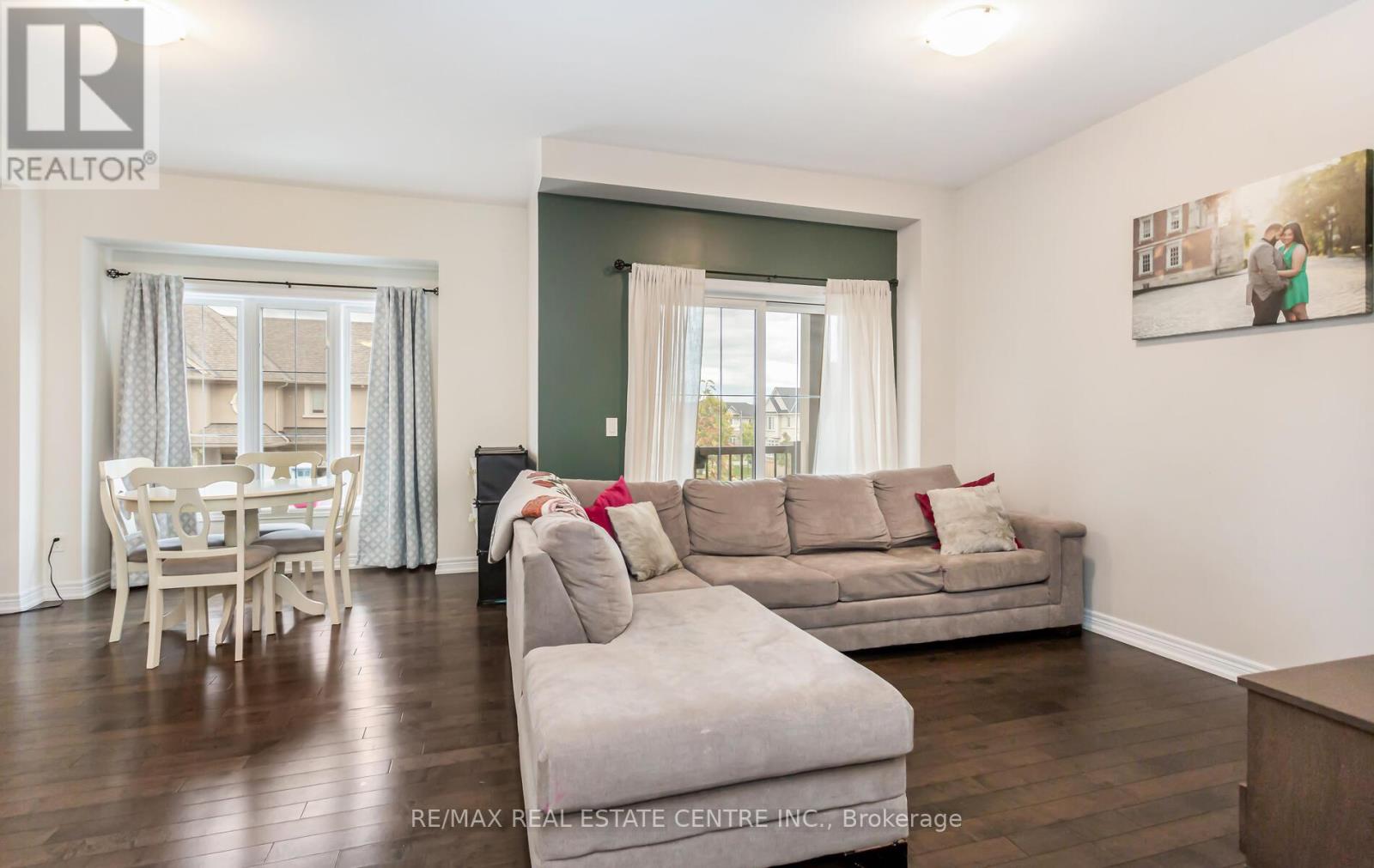 2319 Natasha Circle, Oakville, Ontario  L6M 0K9 - Photo 9 - W12928332