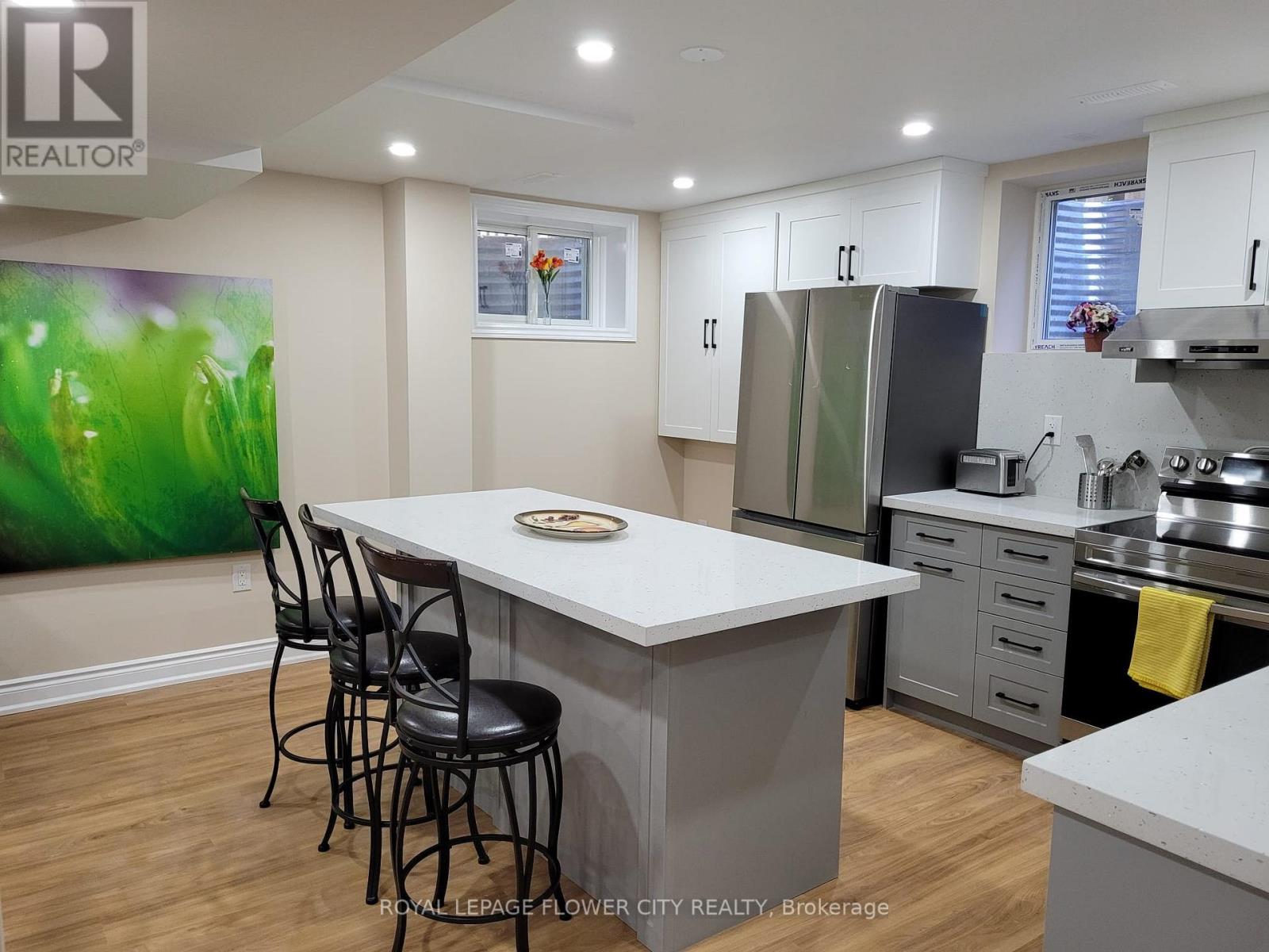 Bsmt - 2551 Old Carriage Road, Mississauga, Ontario  L5C 1Y6 - Photo 2 - W12928334