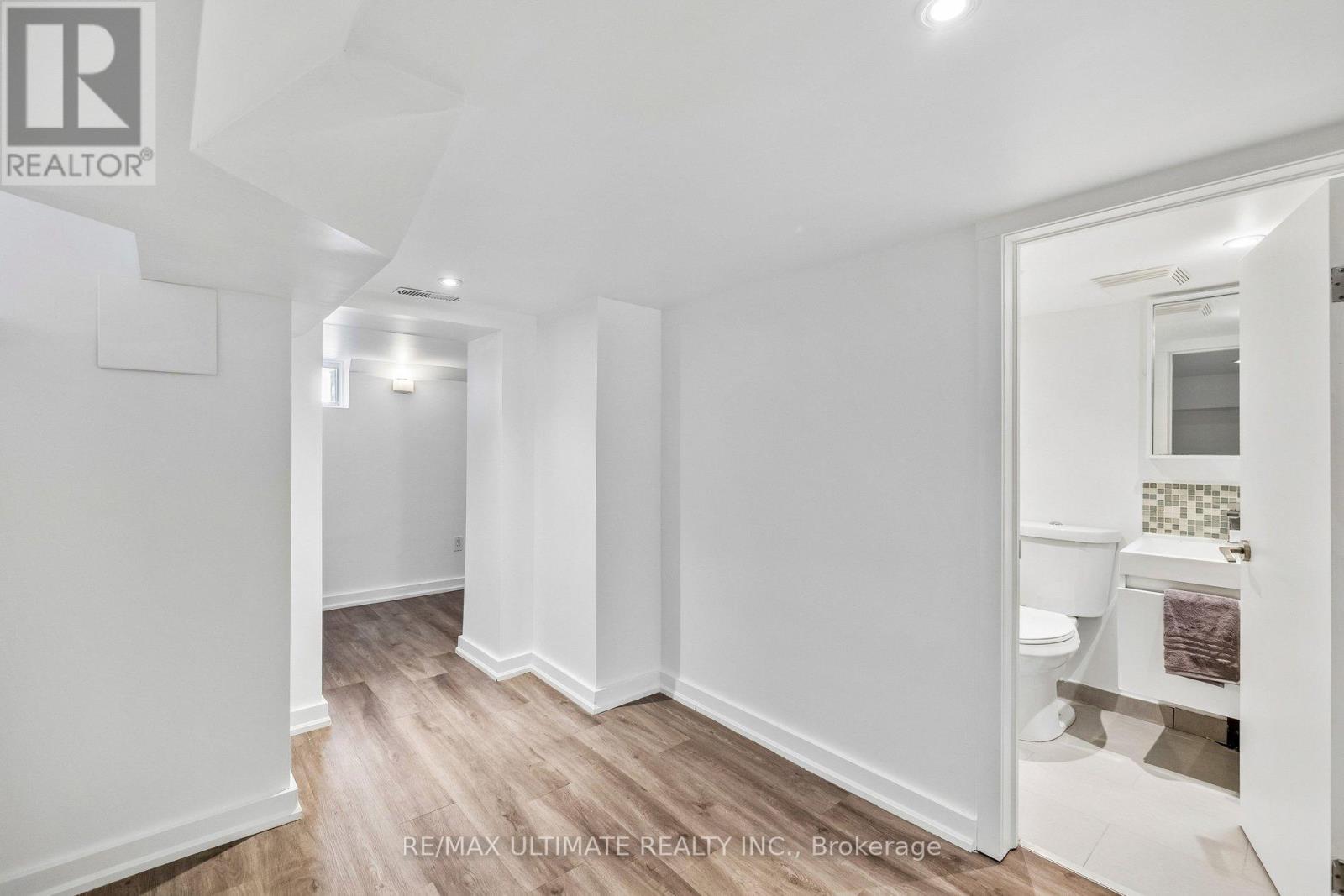 155 Morrison Avenue, Toronto, Ontario  M6E 1M6 - Photo 30 - W12928394