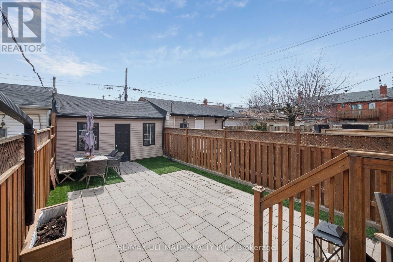 155 Morrison Avenue, Toronto, Ontario  M6E 1M6 - Photo 38 - W12928394