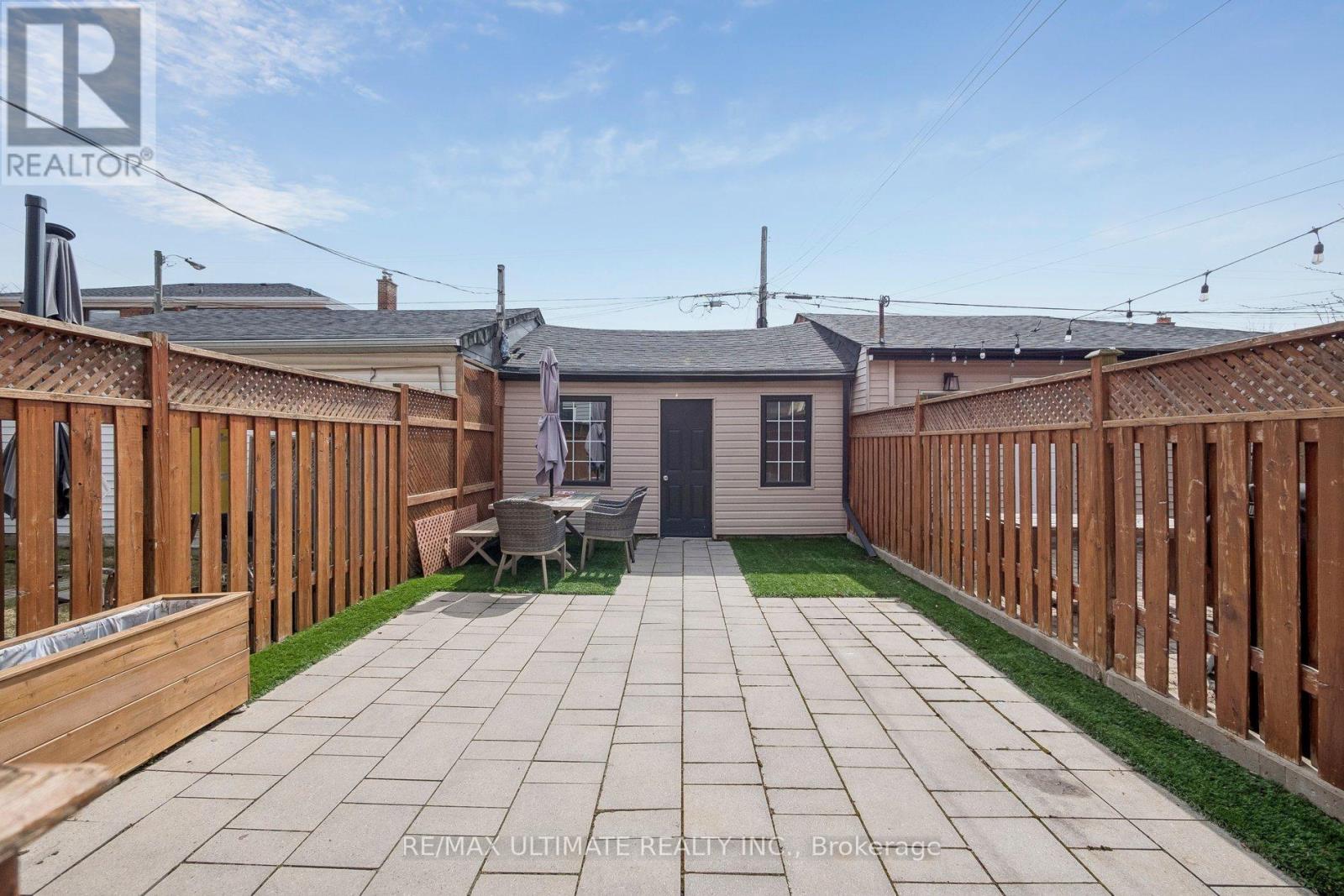 155 Morrison Avenue, Toronto, Ontario  M6E 1M6 - Photo 41 - W12928394