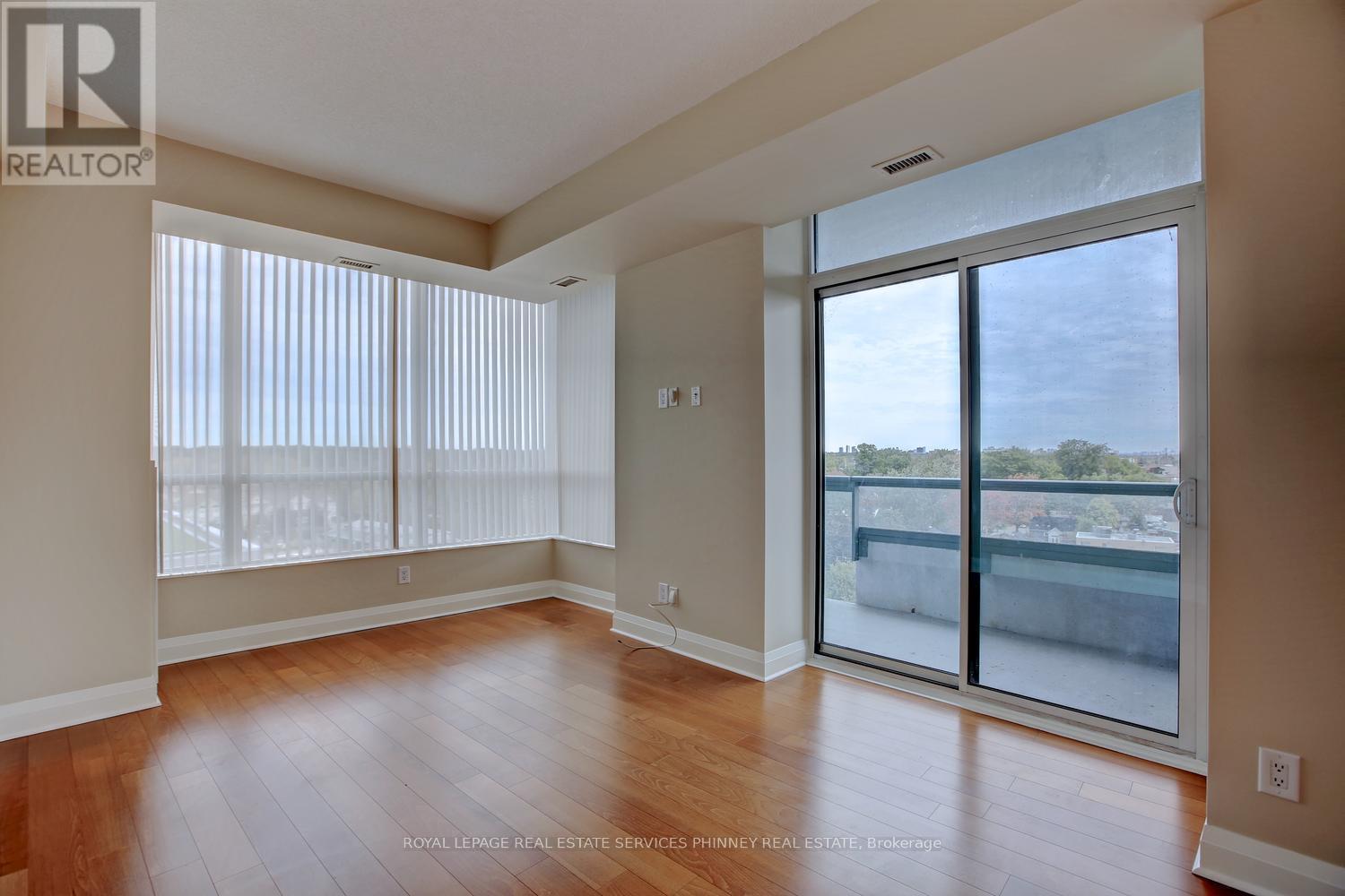 806 - 1 Hurontario Street, Mississauga, Ontario  L5G 0A3 - Photo 20 - W12928402