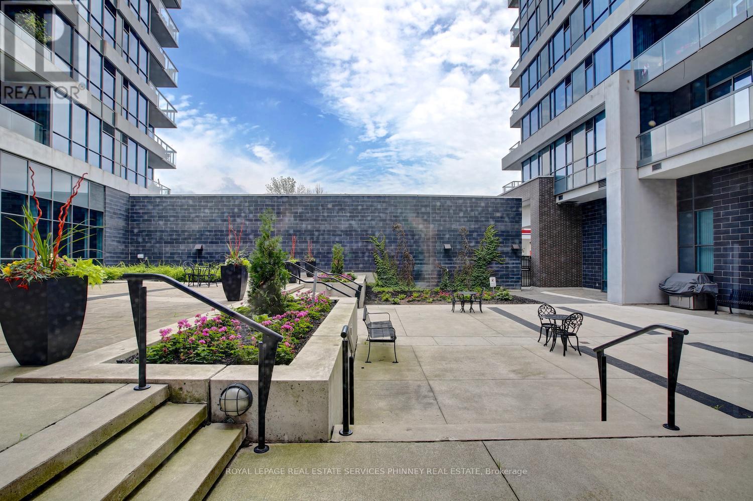 806 - 1 Hurontario Street, Mississauga, Ontario  L5G 0A3 - Photo 34 - W12928402