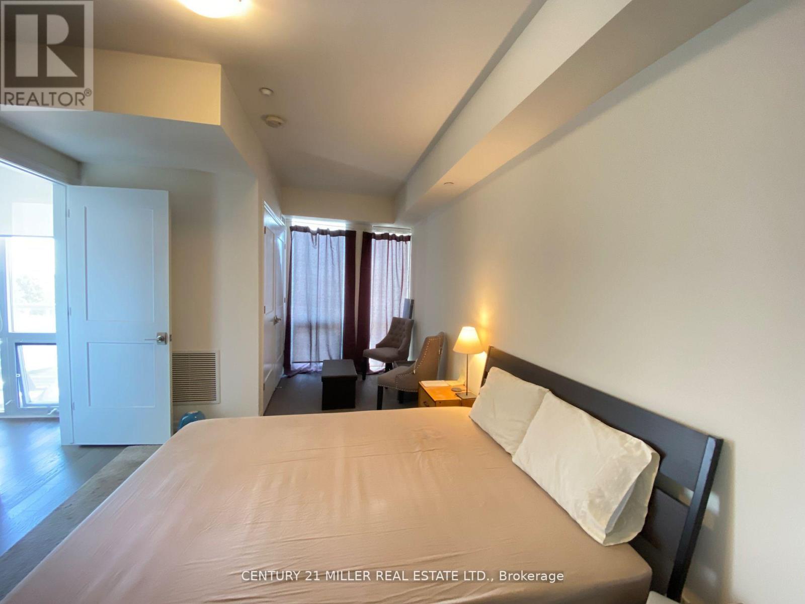 305 - 3028 Creekshore Common, Oakville, Ontario  L6M 5K6 - Photo 13 - W12928408