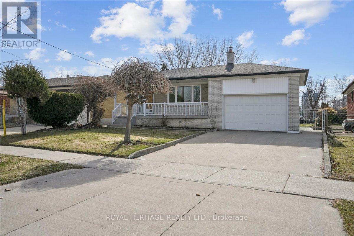 297 Driftwood Avenue, Toronto (Black Creek), Ontario  M3N 2N6 - Photo 2 - W12928440