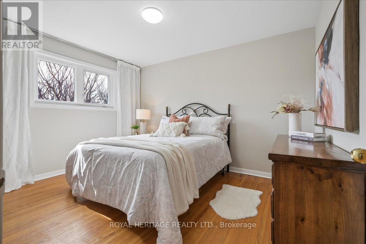 297 Driftwood Avenue, Toronto (Black Creek), Ontario  M3N 2N6 - Photo 21 - W12928440