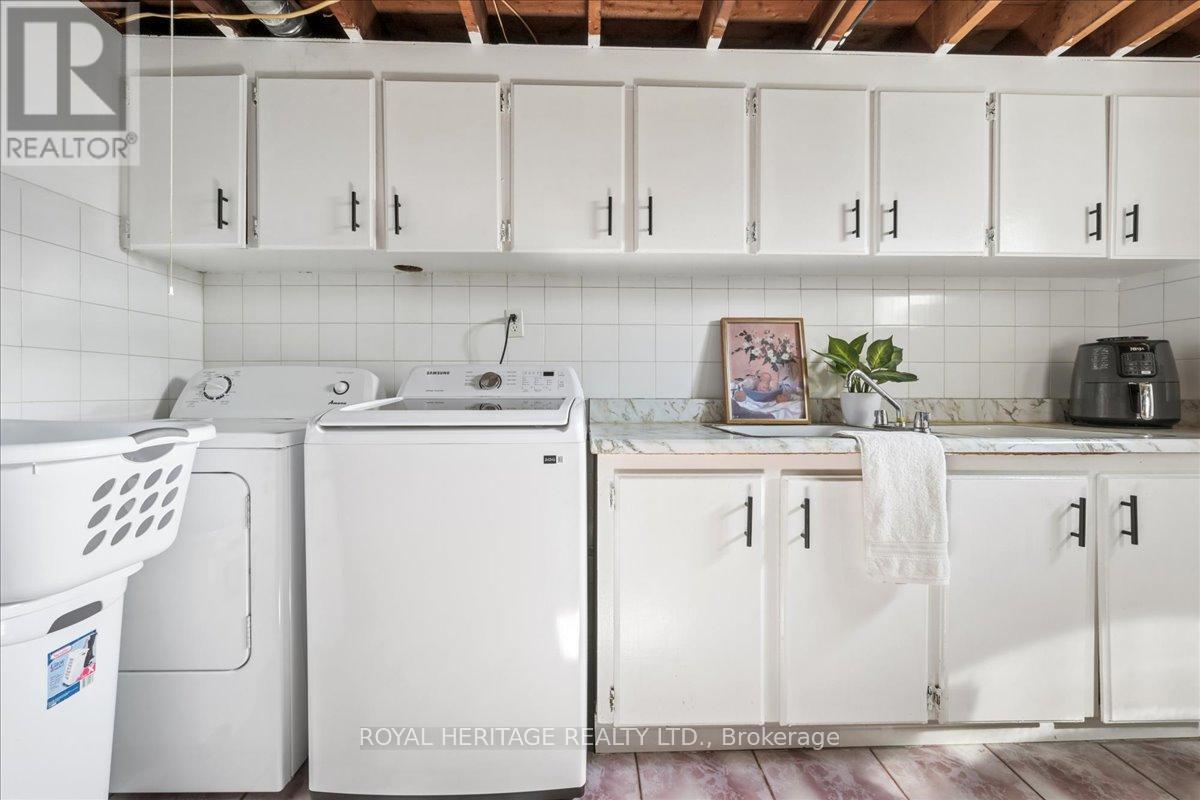 297 Driftwood Avenue, Toronto (Black Creek), Ontario  M3N 2N6 - Photo 25 - W12928440