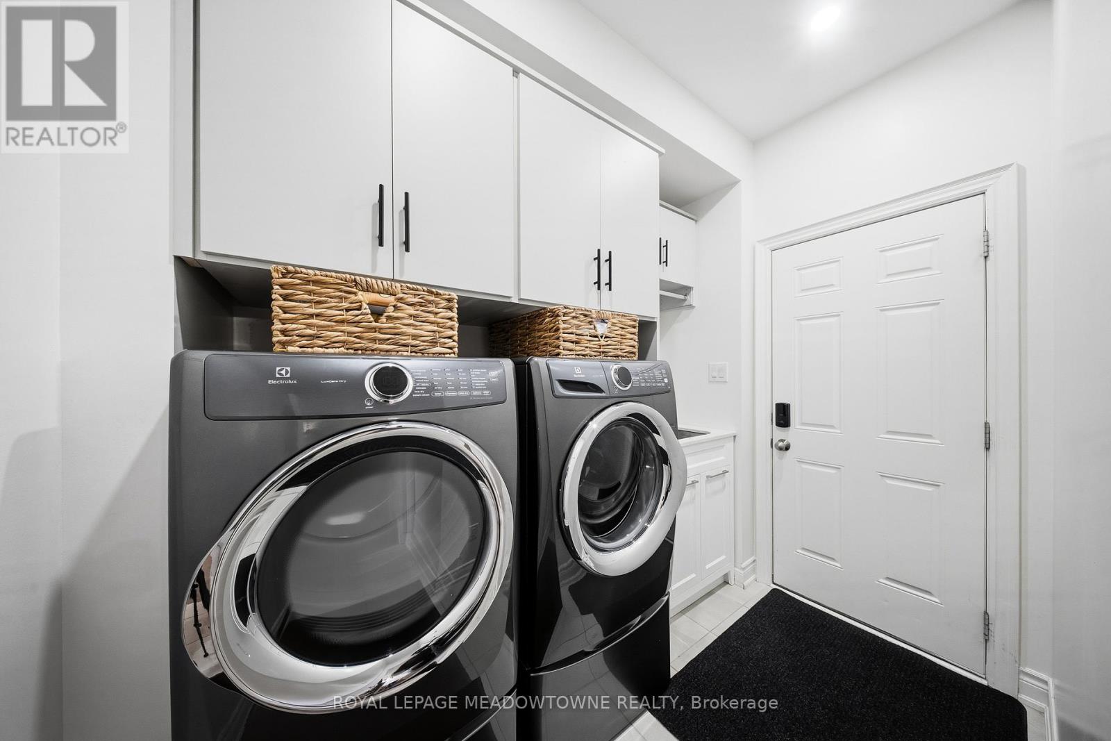 1234 Mcphedran Point, Milton (Fo Ford), Ontario  L9E 1J8 - Photo 26 - W12928454