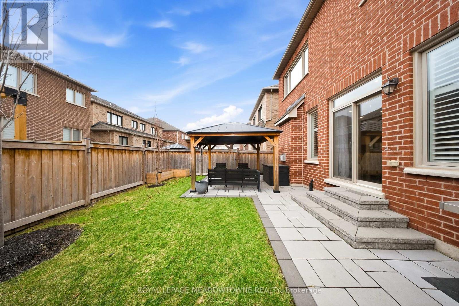 1234 Mcphedran Point, Milton (Fo Ford), Ontario  L9E 1J8 - Photo 46 - W12928454