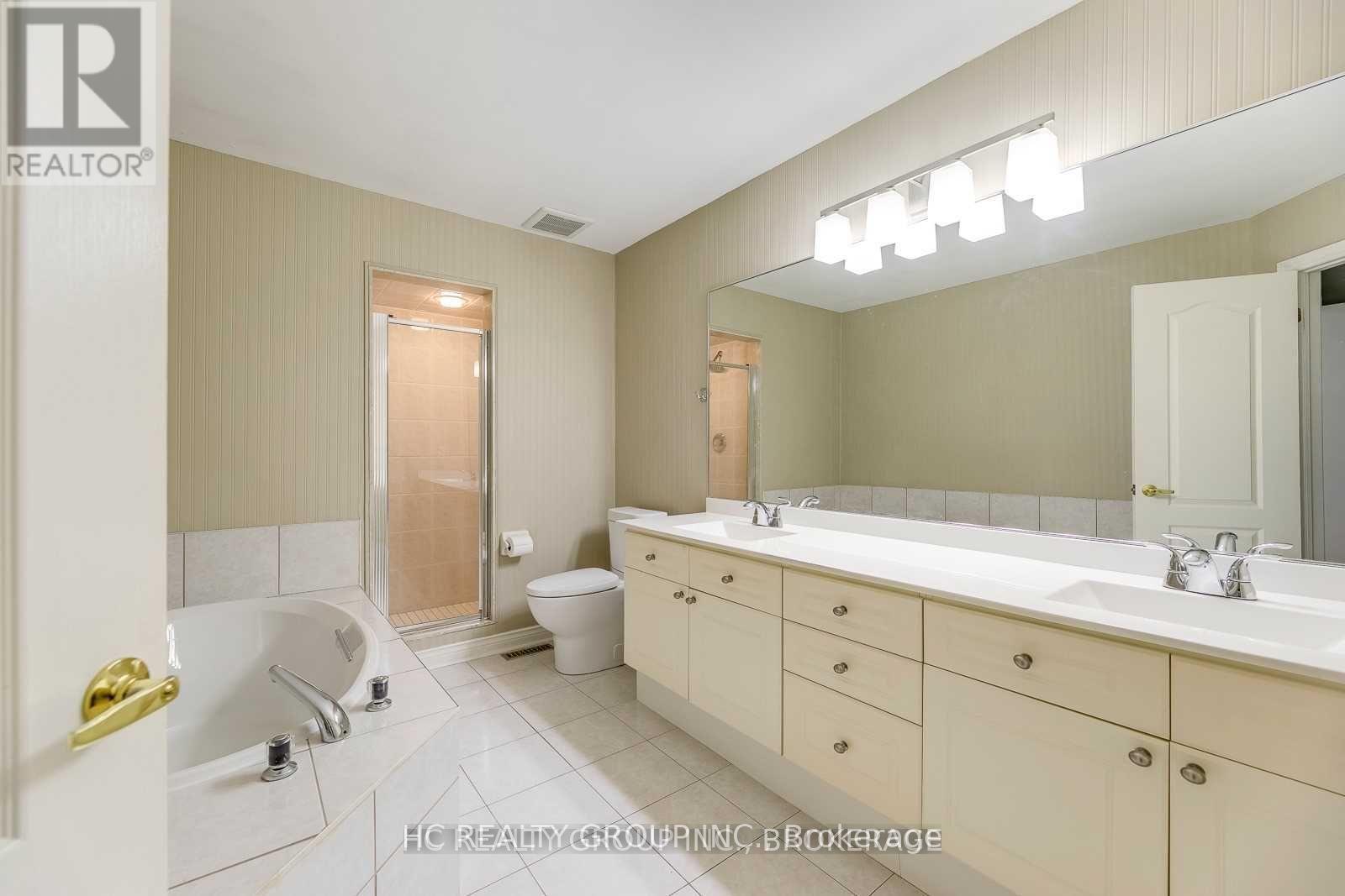 2233 Rockingham Drive, Oakville, Ontario  L6H 6E7 - Photo 24 - W12928460