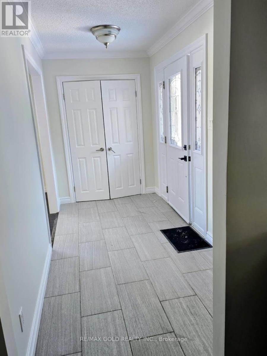 10512 Trafalgar Road, Halton Hills, Ontario  L7G 4S5 - Photo 13 - W12928468