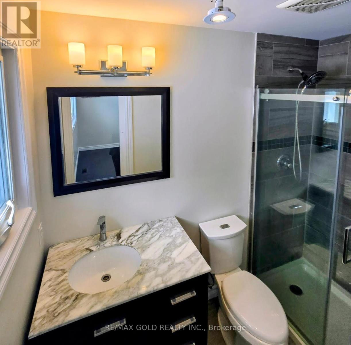 10512 Trafalgar Road, Halton Hills, Ontario  L7G 4S5 - Photo 7 - W12928468