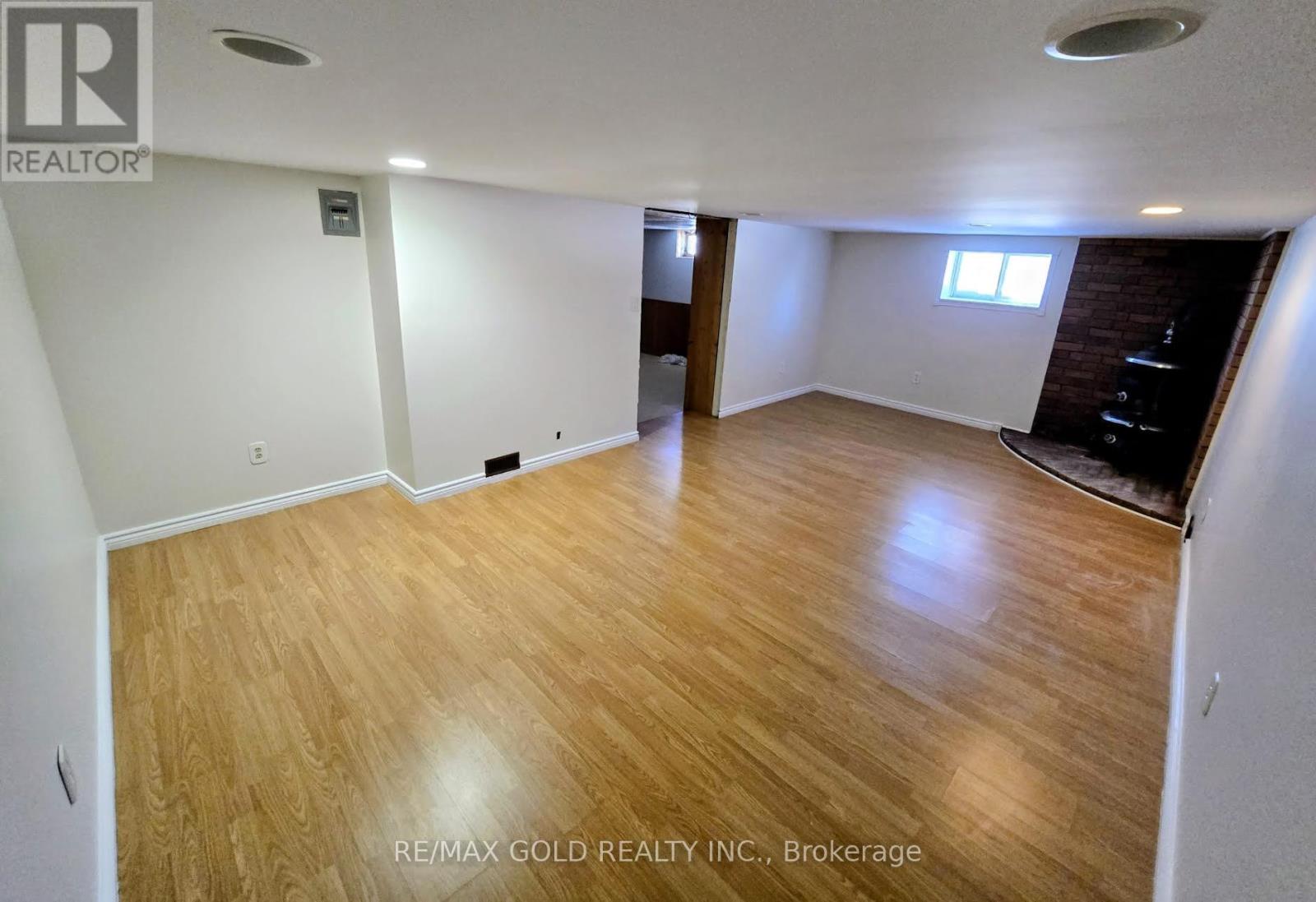 10512 Trafalgar Road, Halton Hills, Ontario  L7G 4S5 - Photo 9 - W12928468