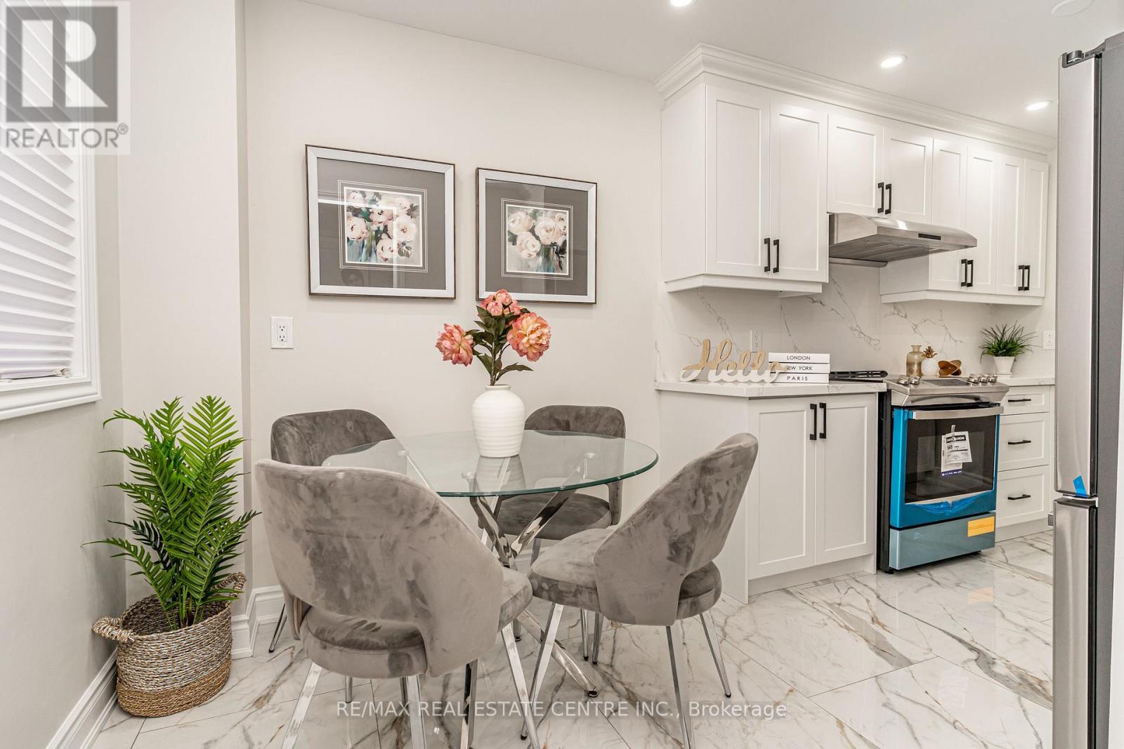 20 Hayden Court, Brampton, Ontario  L6S 1Y3 - Photo 11 - W12928470