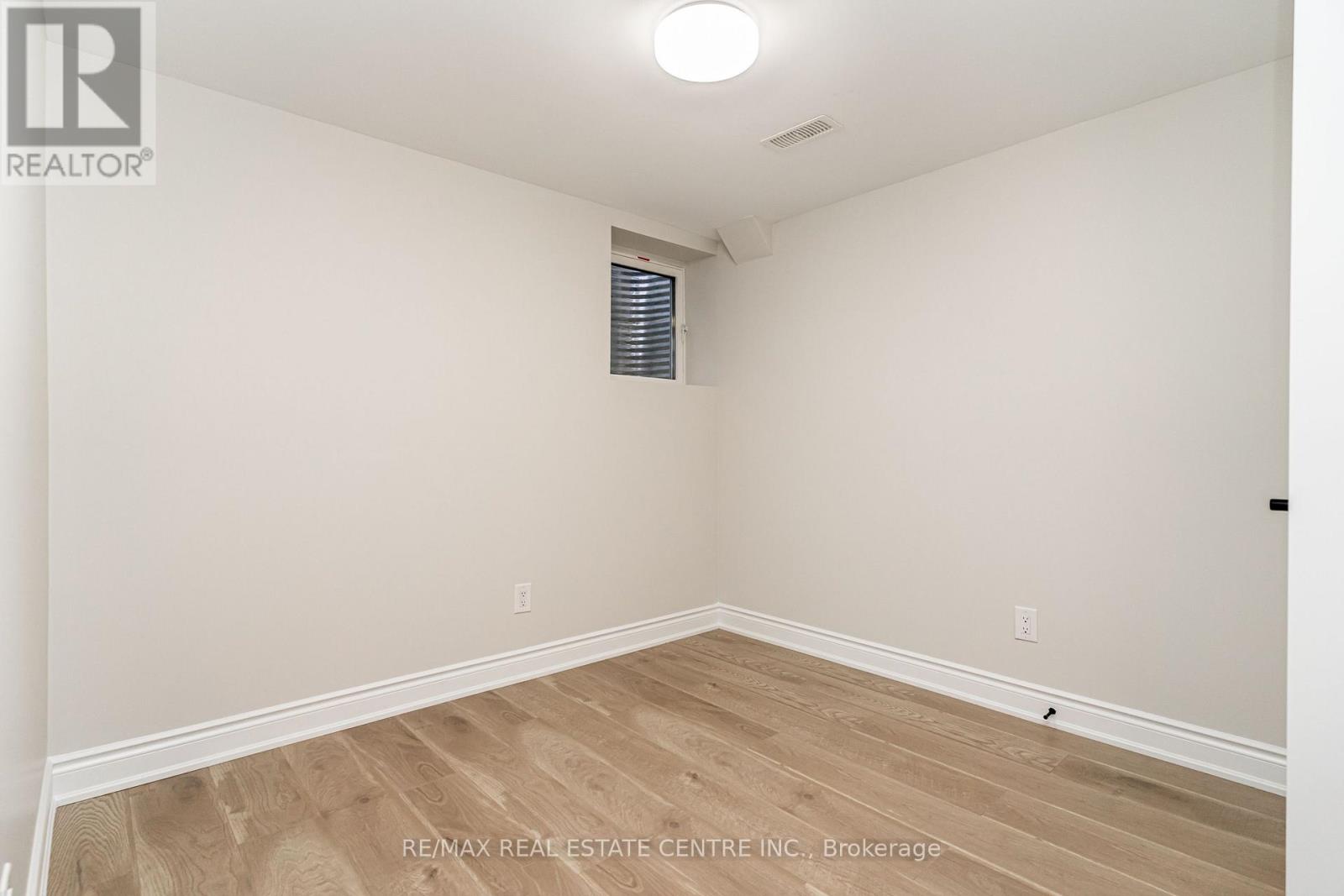 20 Hayden Court, Brampton, Ontario  L6S 1Y3 - Photo 34 - W12928470