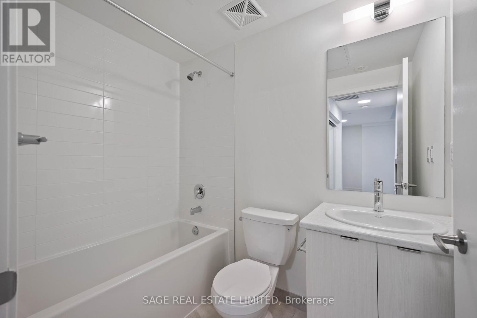 111 - 145 Canon Jackson Drive, Toronto, Ontario  M6M 0E1 - Photo 21 - W12928486