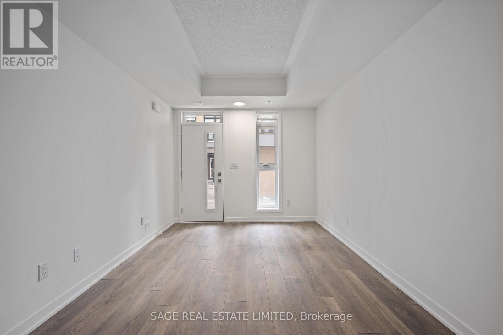 111 - 145 Canon Jackson Drive, Toronto, Ontario  M6M 0E1 - Photo 6 - W12928486