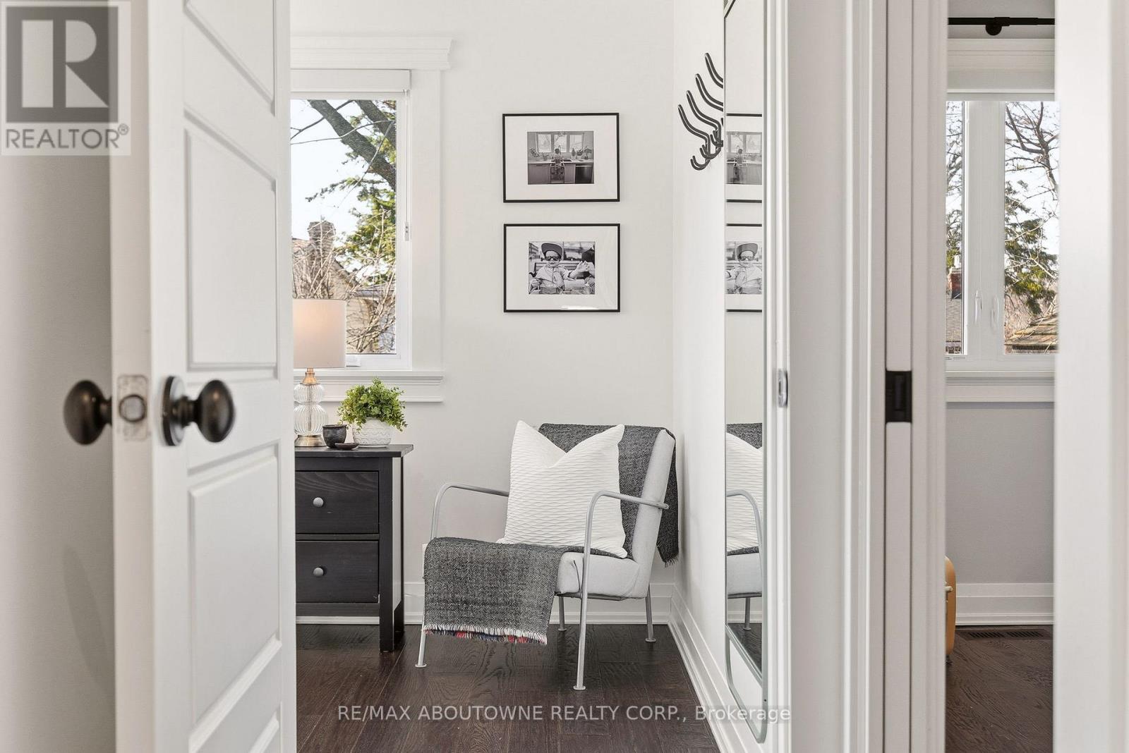 616 Kilbirnie Place, Burlington, Ontario  L7L 2M4 - Photo 24 - W12928504