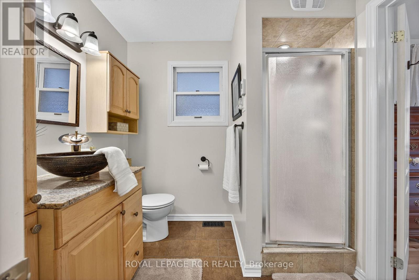 88 Walker Road W, Caledon, Ontario  L7C 0G8 - Photo 17 - W12928512