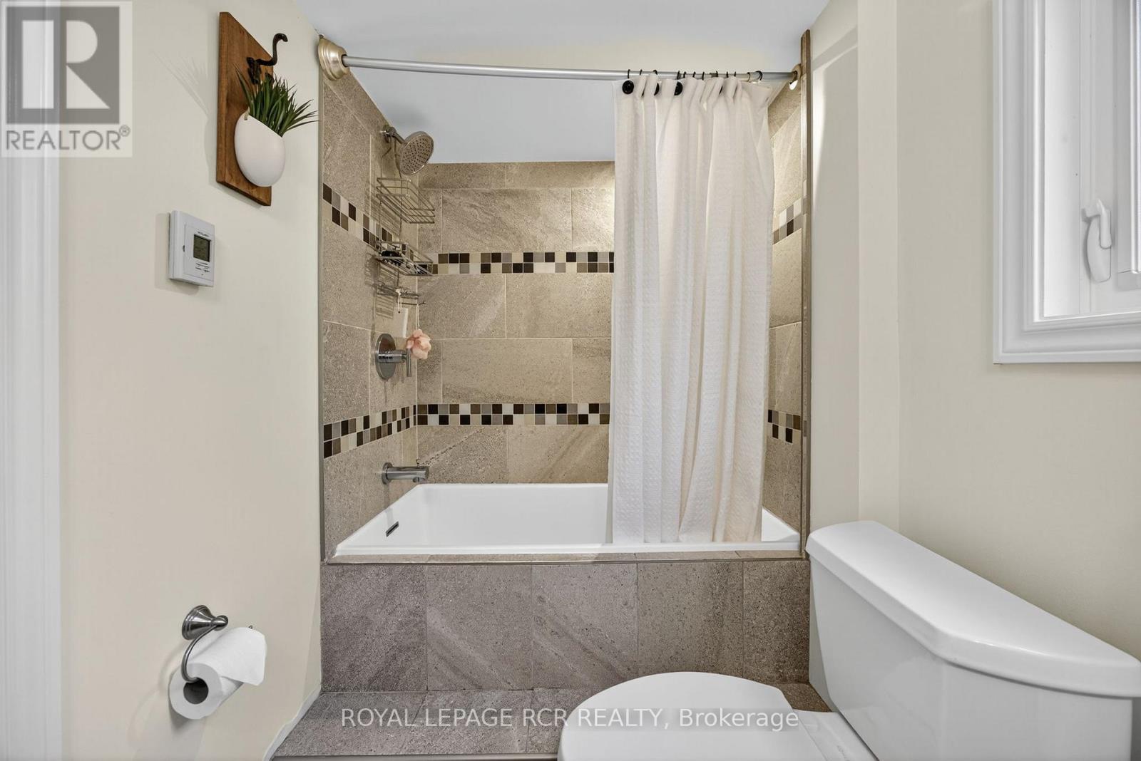 88 Walker Road W, Caledon, Ontario  L7C 0G8 - Photo 23 - W12928512