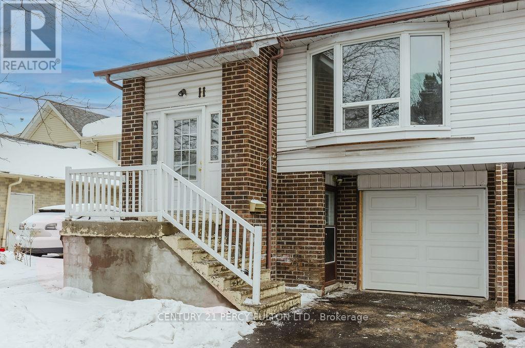 11 Bay Crest Drive, Brampton, Ontario  L6Z 1H5 - Photo 42 - W12928554