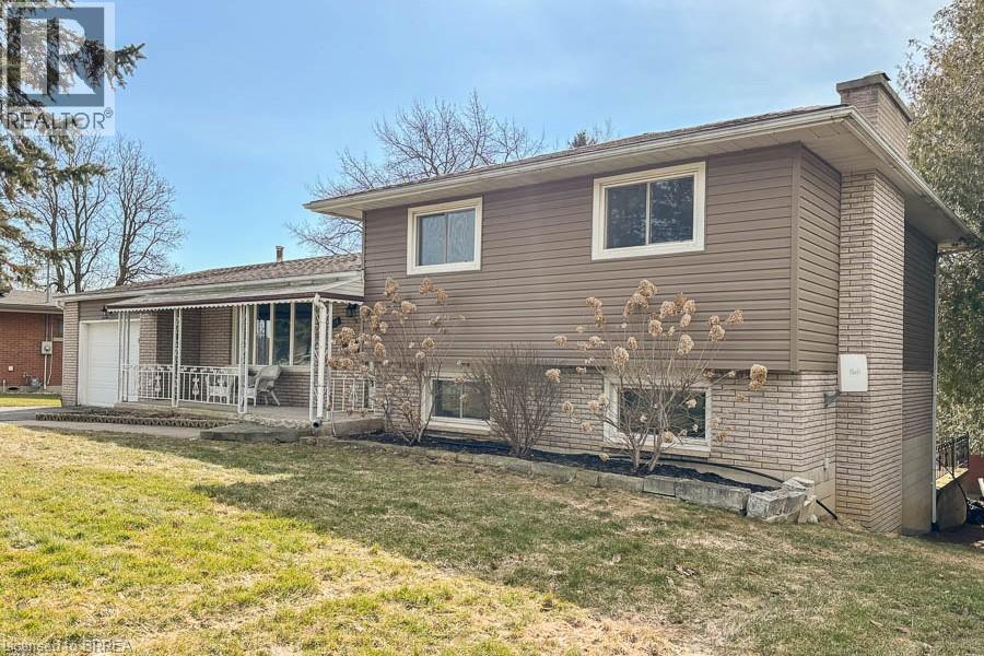 104 Hillside Avenue, Delhi, Ontario  N4B 1Y7 - Photo 2 - 40815099