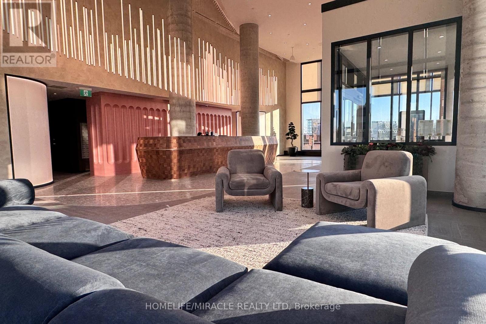 3210 - 25 Wellington Street S, Kitchener, Ontario  N2G 0G5 - Photo 2 - X12928298