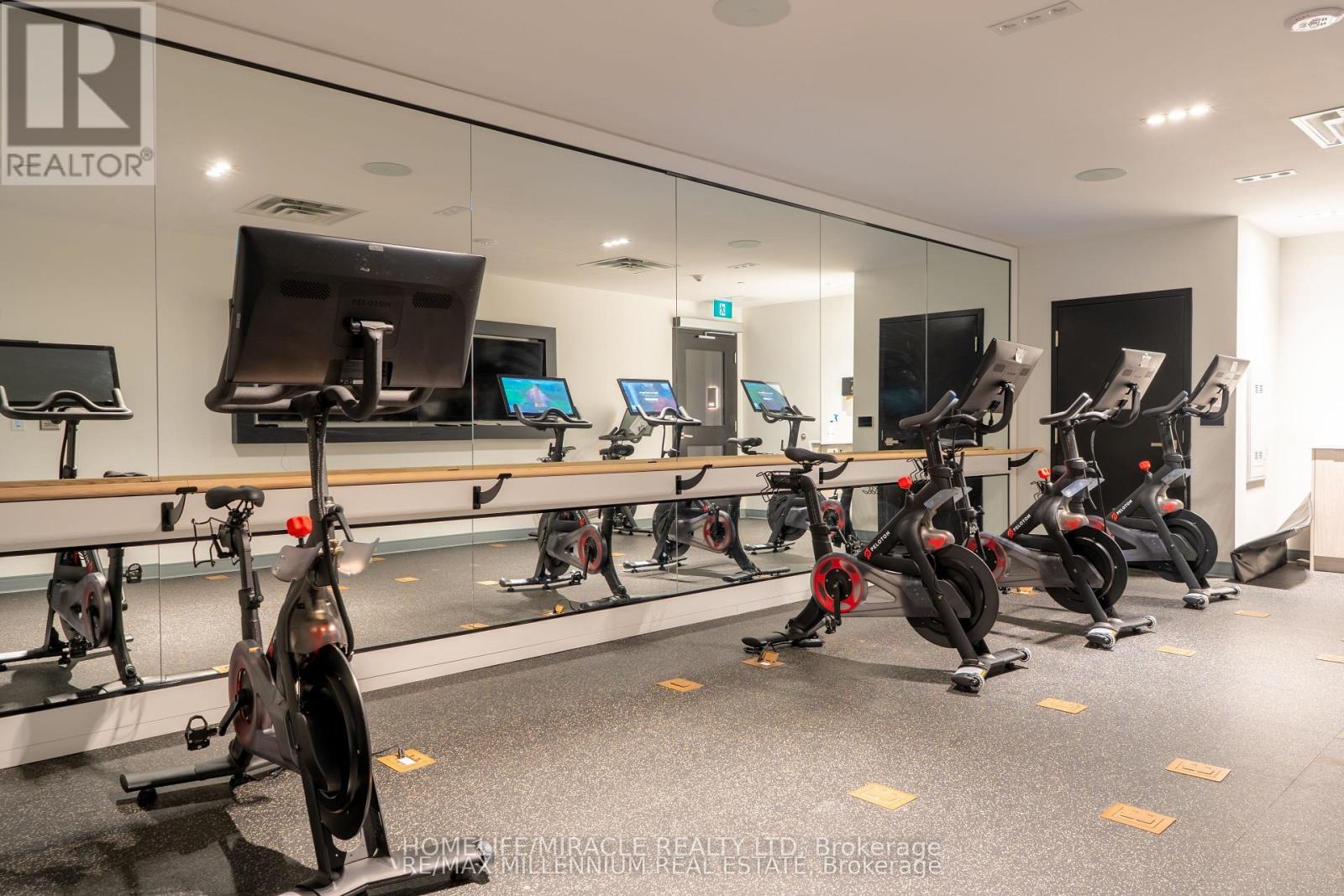 3210 - 25 Wellington Street S, Kitchener, Ontario  N2G 0G5 - Photo 8 - X12928298