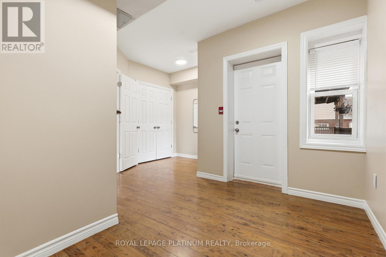 7 - 120 Sherman Avenue S, Hamilton, Ontario  L8M 2P9 - Photo 10 - X12928342