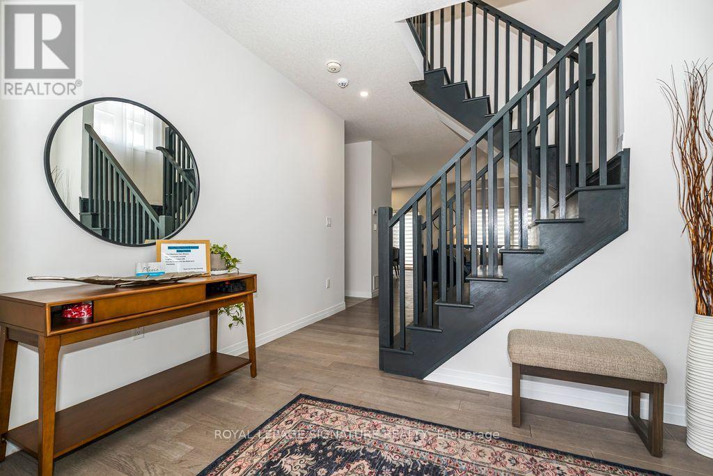 174 - 30 Times Square Boulevard, Hamilton (Stoney Creek Mountain), Ontario  L8J 0L8 - Photo 3 - X12928374