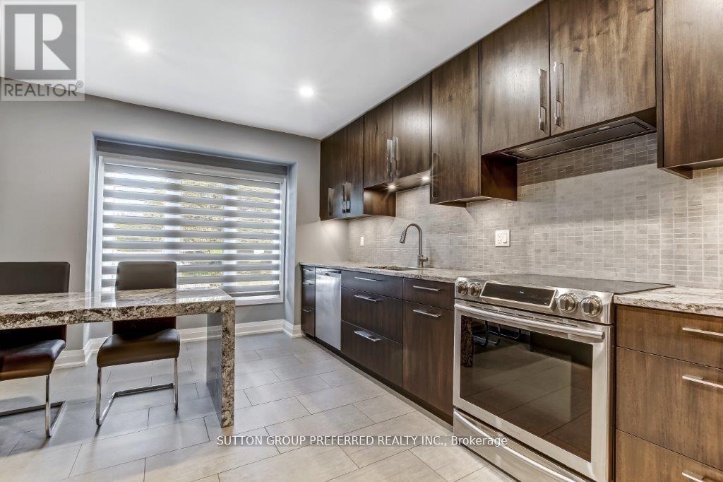 12 - 163 Pine Valley Drive, London South, Ontario  N6J 4R1 - Photo 7 - X12909620