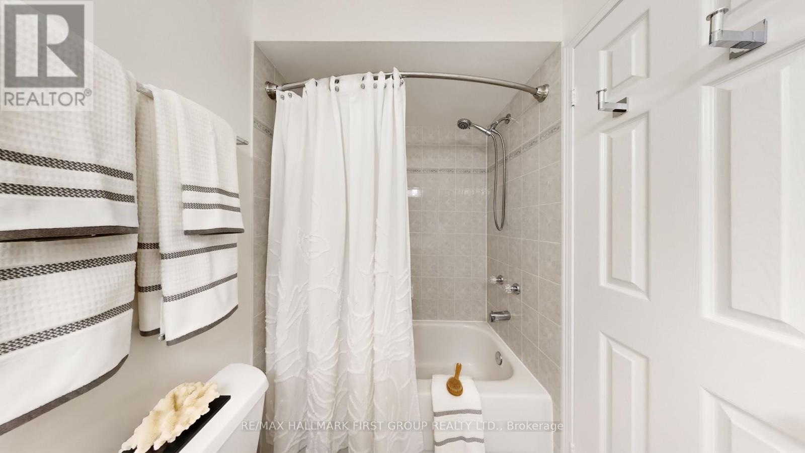 101 Creekwood Crescent, Whitby, Ontario  L1R 2K1 - Photo 36 - E12928668