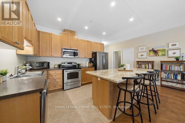 38 - 38 Fred Barnard Way, Uxbridge, Ontario L9P 0B9 - Photo 7 - N12928608