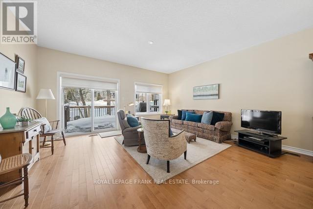 38 - 38 Fred Barnard Way, Uxbridge, Ontario L9P 0B9 - Photo 9 - N12928608