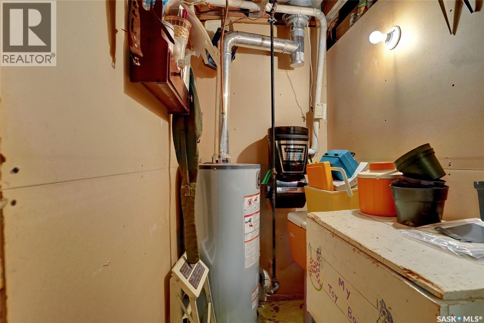 524 6th Avenue E, Assiniboia, Saskatchewan  S0H 0B0 - Photo 33 - SK019396