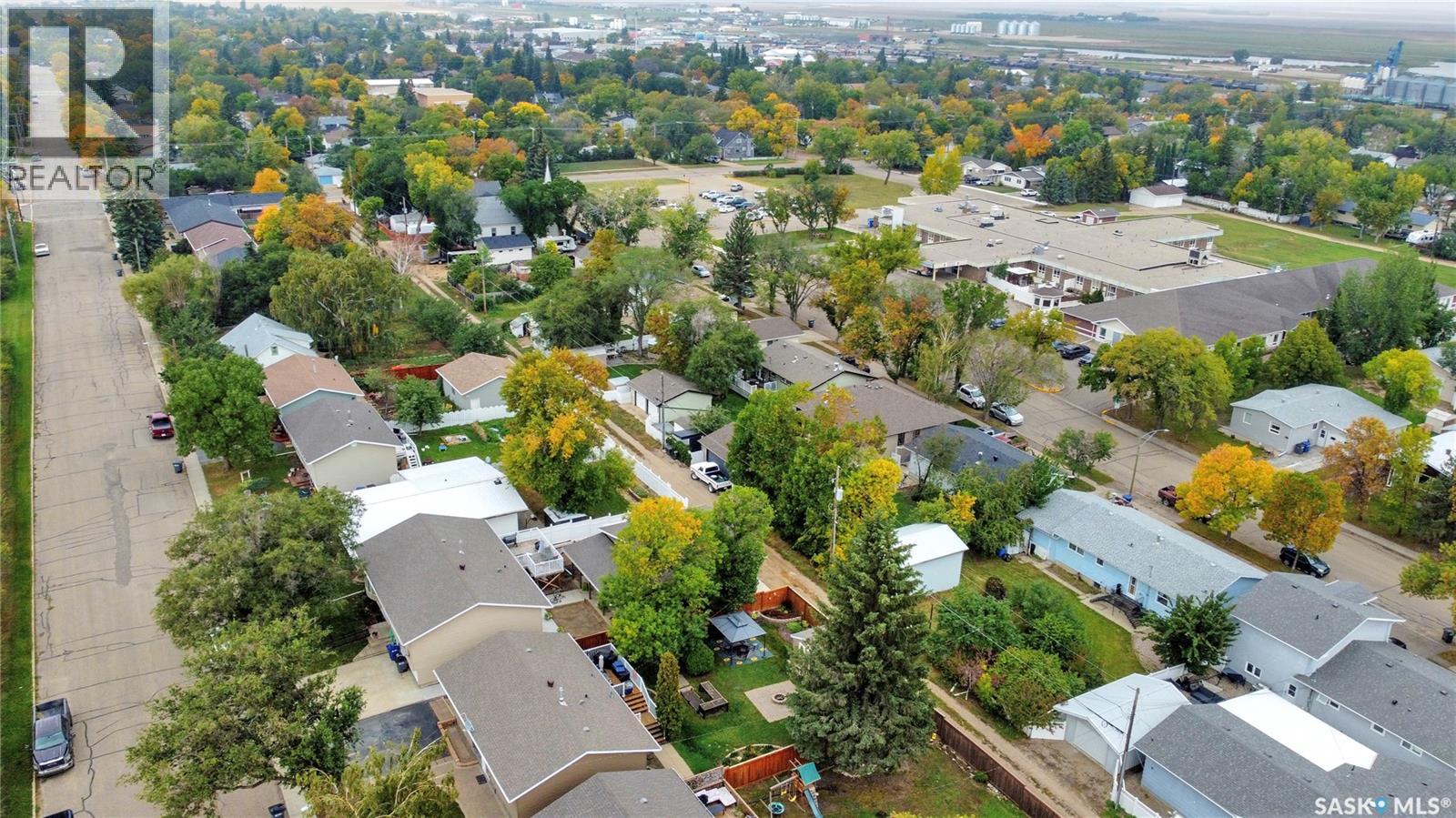 524 6th Avenue E, Assiniboia, Saskatchewan  S0H 0B0 - Photo 44 - SK019396