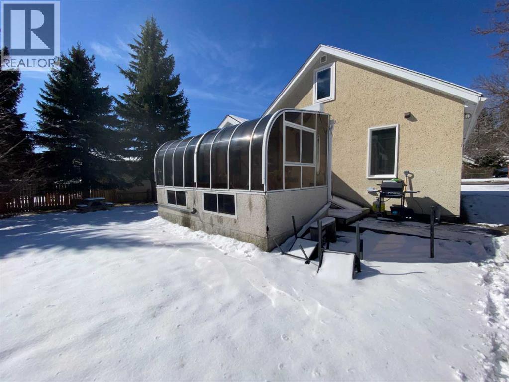 20601 25 Avenue, Bellevue, Alberta  T0K 0C0 - Photo 2 - A2295487