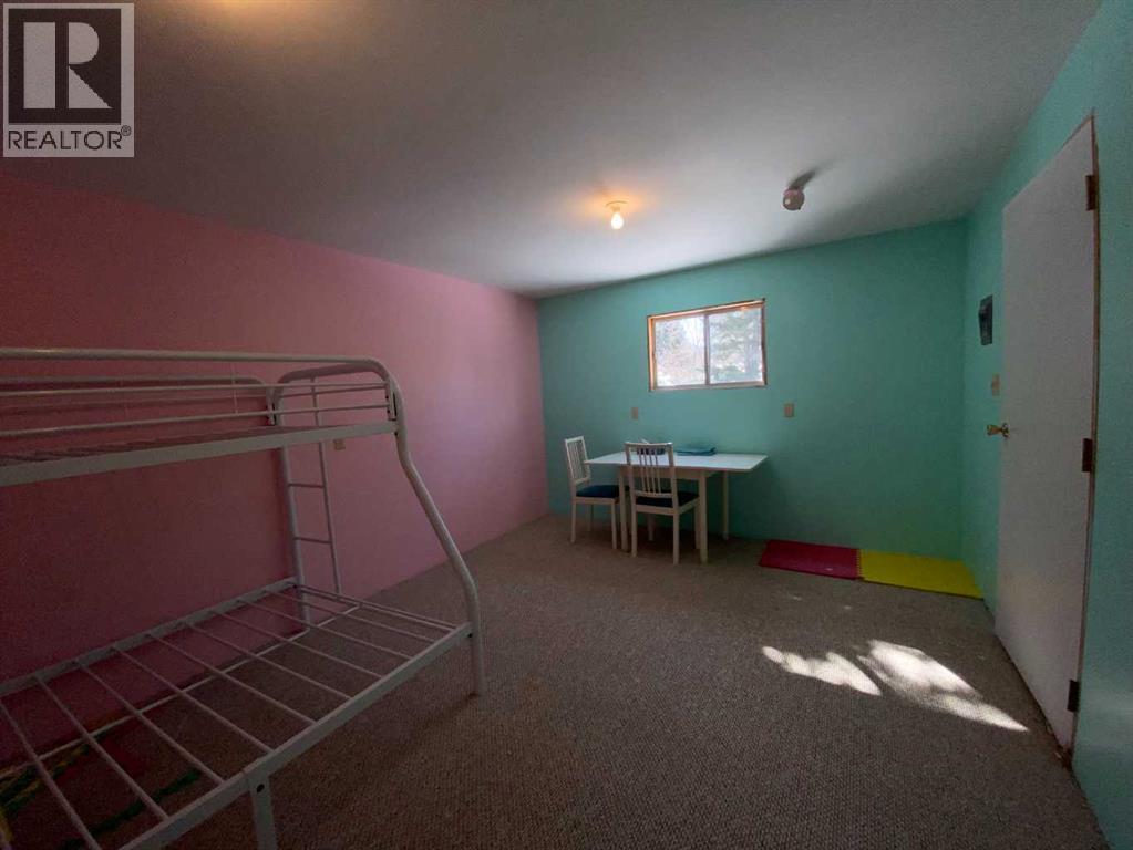 20601 25 Avenue, Bellevue, Alberta  T0K 0C0 - Photo 27 - A2295487