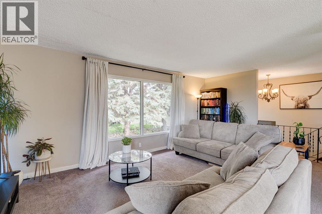 1153 East Lakeview Road, Chestermere, Alberta  T1X 1B1 - Photo 11 - A2257428