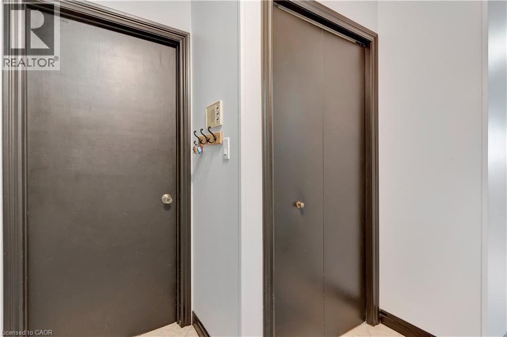 401 Erb Street Unit# 203, Waterloo, Ontario  N2L 1W5 - Photo 8 - 40809439
